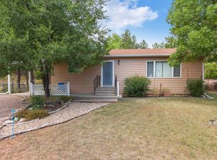 12777 Country View Rd, Hot Springs, SD 57747