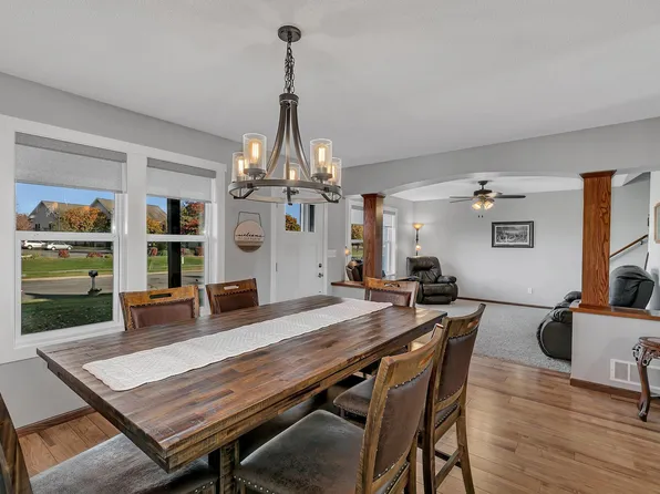 1230 22nd St S, Sartell, MN 56377
