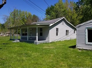 1075 Wade St, Austin, IN 47102