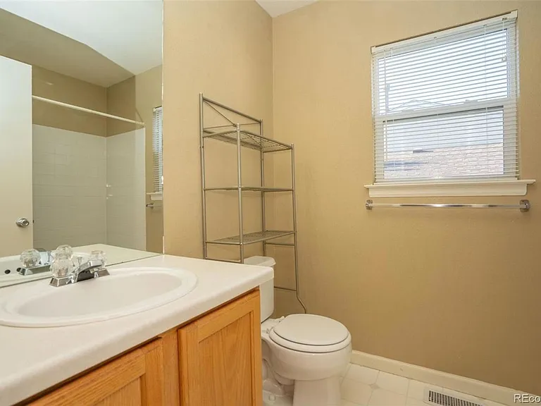 1917 Wildrose Dr — Photo 16