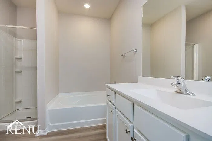 25381 Cypress Bend Dr — Photo 11