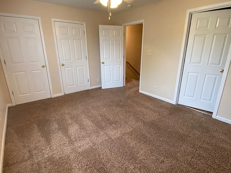 512 Patriot Park Ct — Photo 13