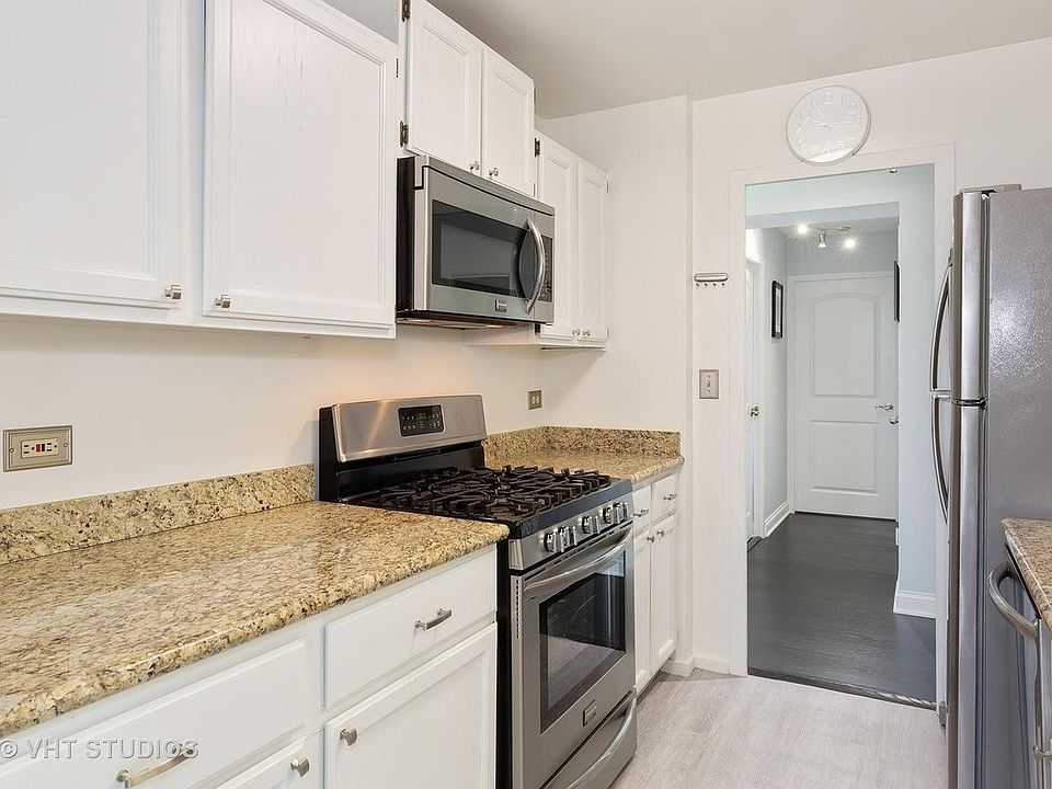 1st image of 3440 N Lake Shore Dr APT 4A