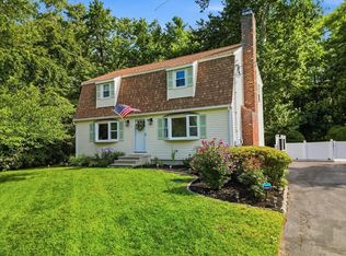 77 Briar Rd, Taunton, MA 02780