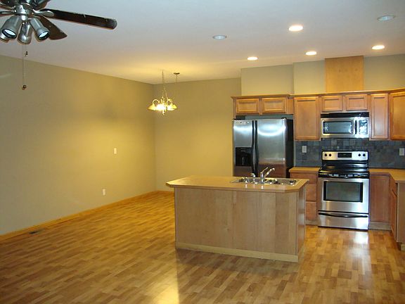 3rd image of 414 E Elcliff Rd #2