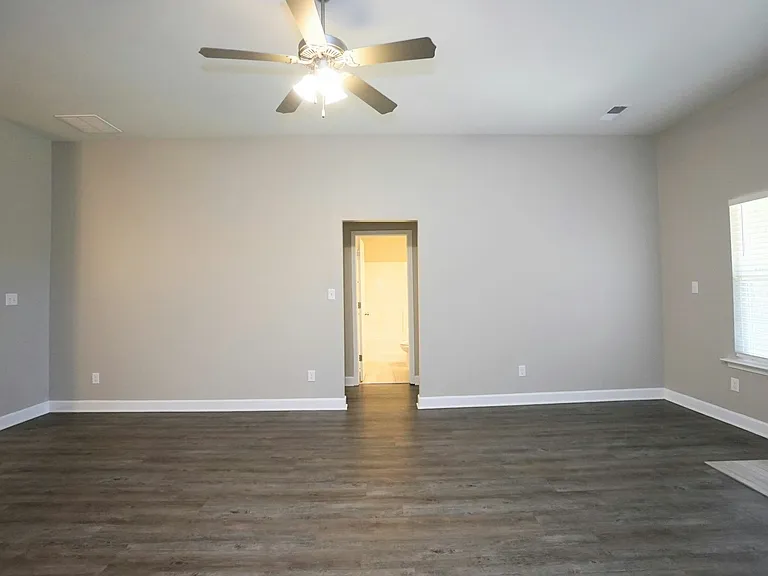 1337 Benjamin Harrison Dr — Photo 10