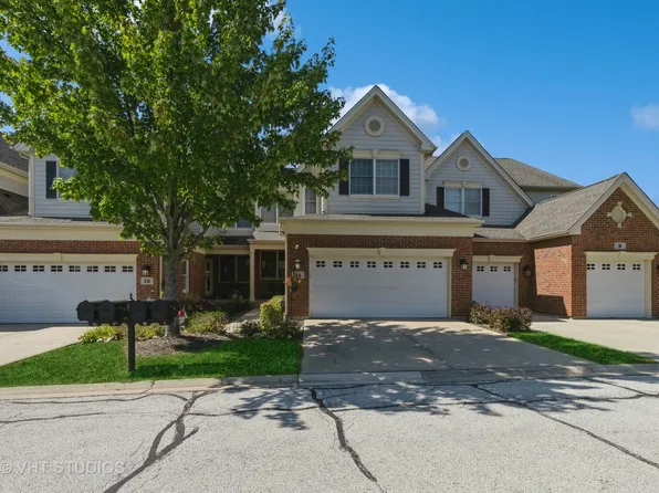 11 Harborside Way, Hawthorn Woods, IL 60047