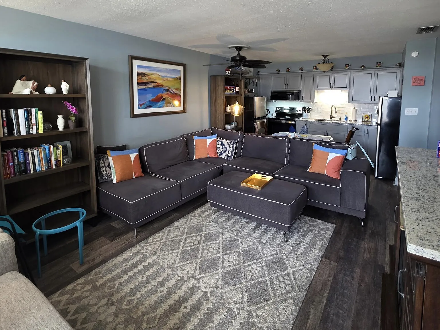 2 bed, 1.0 bath, 825 sqft, $1,400 — Photo 4