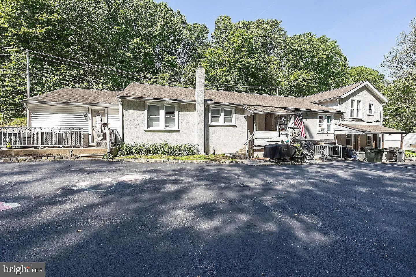 3 bed, 1500 sqft, $2,700 — Photo 2