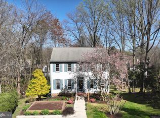 1639 York Mills Ln, Reston, VA 20194