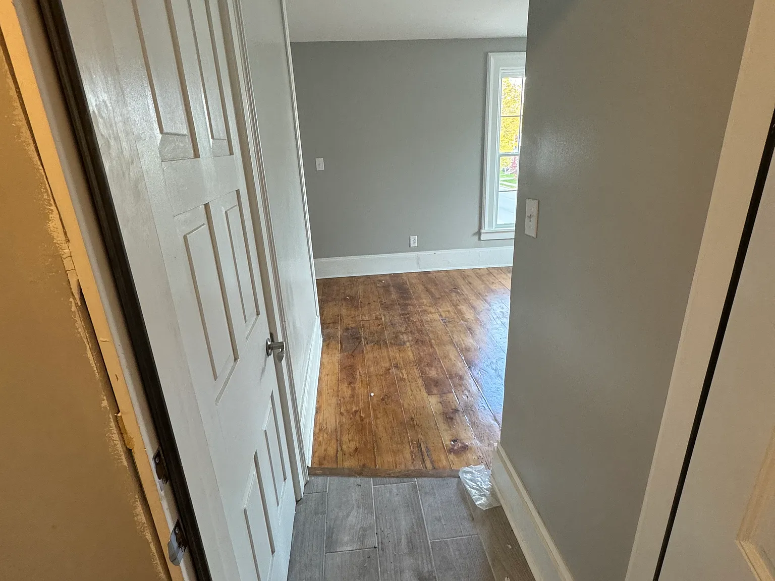 2 bed, 750 sqft, $1,600 — Photo 2