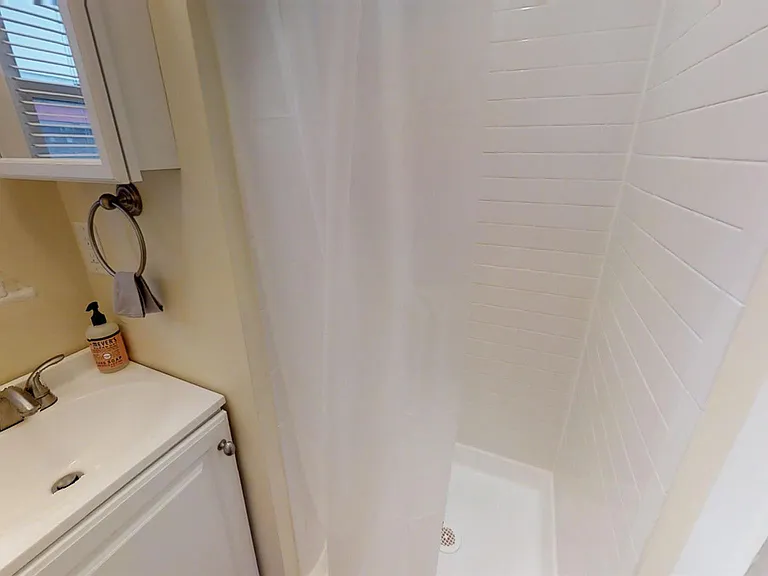 7 Blake St #2 — Photo 10
