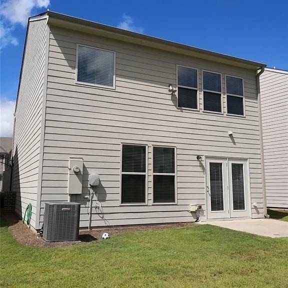 76 Greenfield Dr — Photo 18