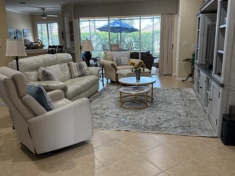 20121 Eagle Glen Way — Photo 9