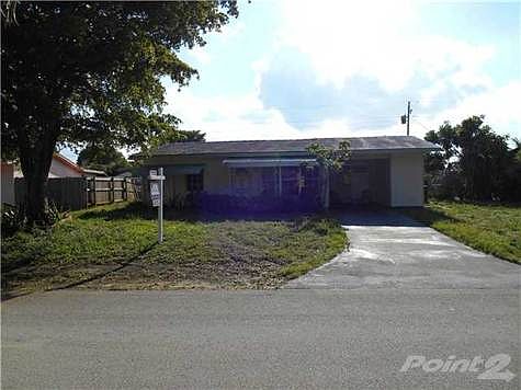 1st image of 2421 NE 9th Ave