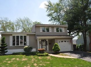 23 Mabaline Rd, Old Bridge, NJ 08857