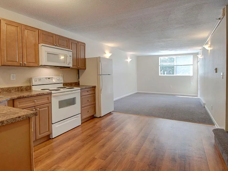 2301 Goss St. — Photo 191
