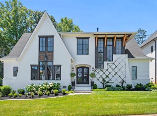 524 Sardis Ln, Charlotte, NC 28270