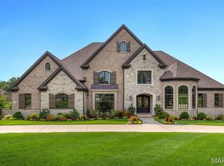 13 Roclare Ln, Saint Louis, MO 63131