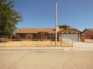 1713 E Avenue R10, Palmdale, CA 93550