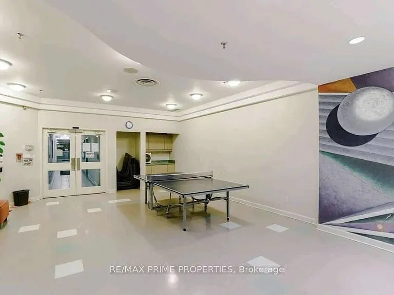 88 Corporate Dr #1201 — Photo 2