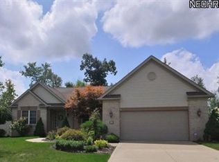 5814 New Haven Dr, Medina, OH 44256