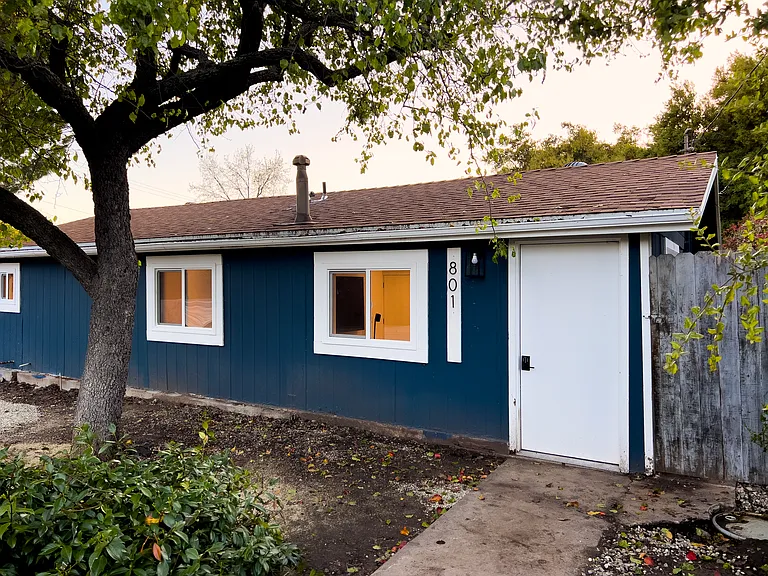 801 Daly Rd — Photo 20
