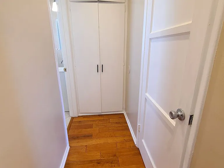 4717 E Ocean Blvd — Photo 5