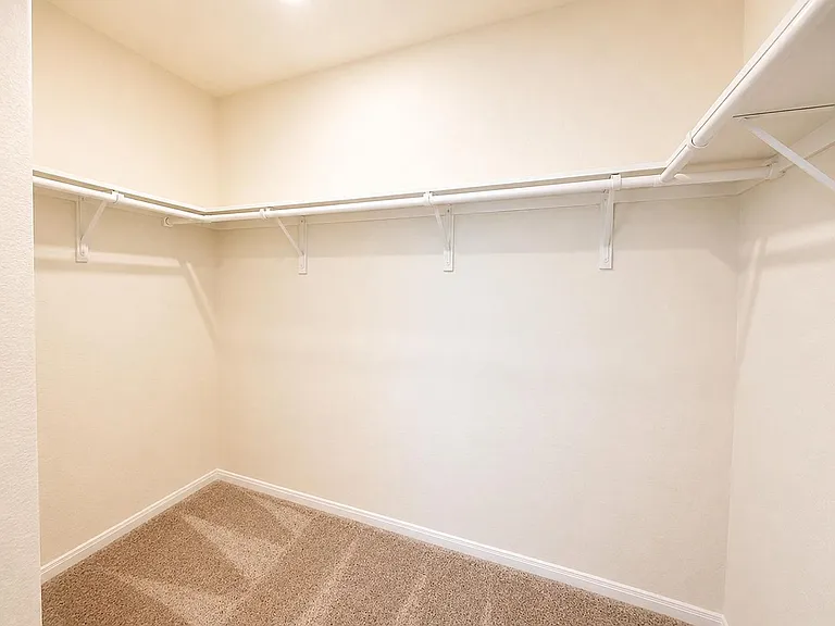 21114 Montego Bay Dr — Photo 10