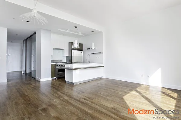 Sold by Modern Spaces | media 2