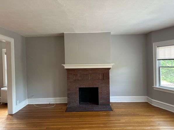 783 Potomac Ave #2