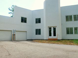 14602 W Mayland Villa Rd, Lincolnshire, IL 60069