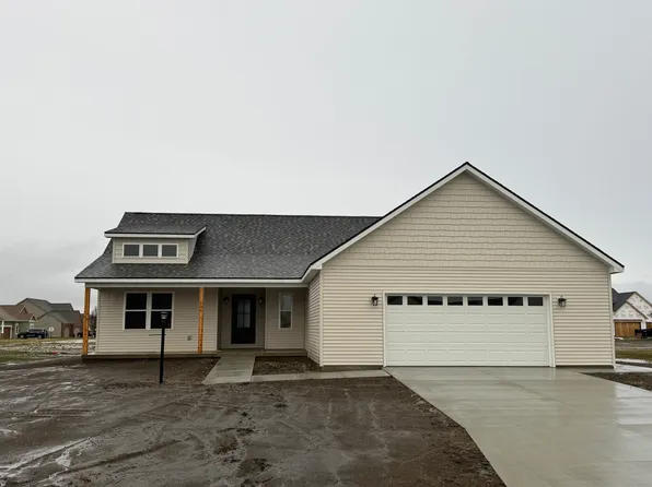 506 Patterson Dr, Fisher, IL 61843