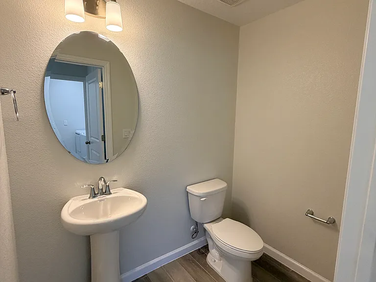 1387 Mount Royal Dr — Photo 7