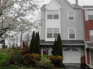 1113 Cathedral Ln, Norristown, PA 19403