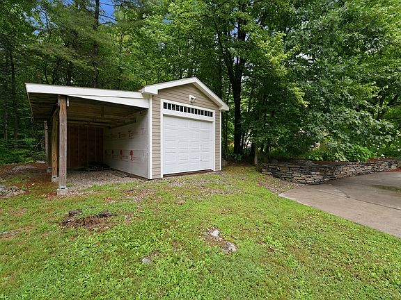 5th image of 15 Pineridge Rd