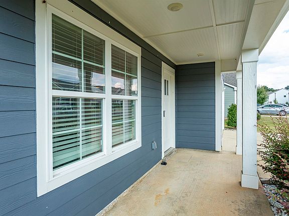 3rd image of 7224 Trestle Pl