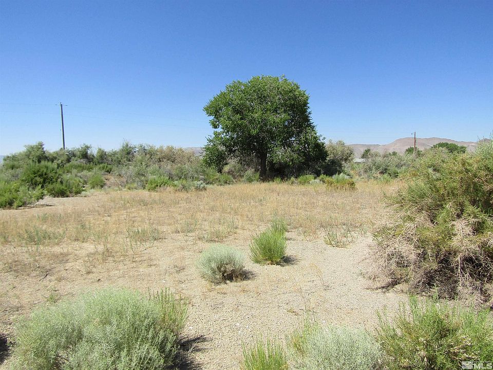 2nd image of 21 Calico Hills Ln