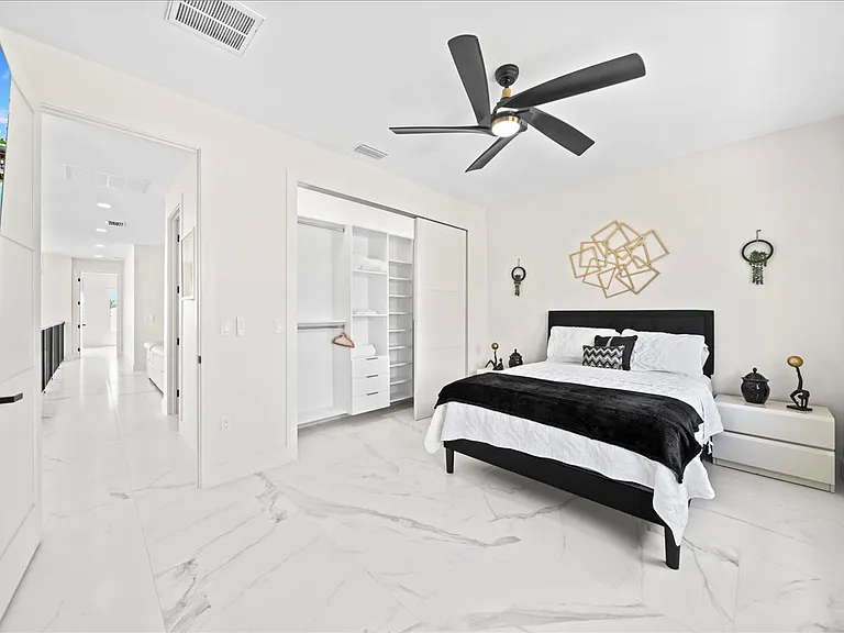 2636 Surfside Blvd — Photo 27