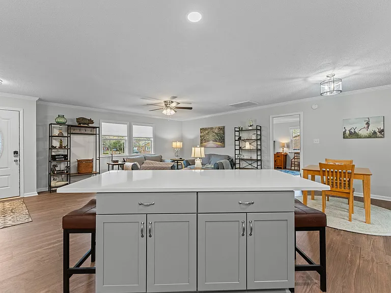 2211 Steeple Chase Dr — Photo 14