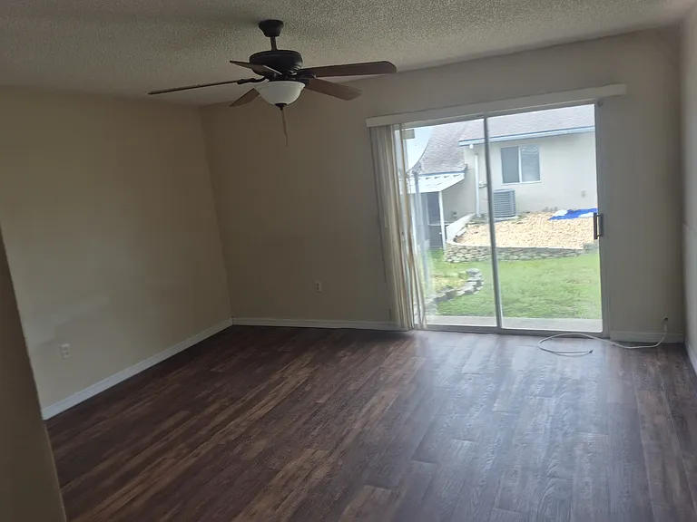 244 Winter Ridge Blvd — Photo 3