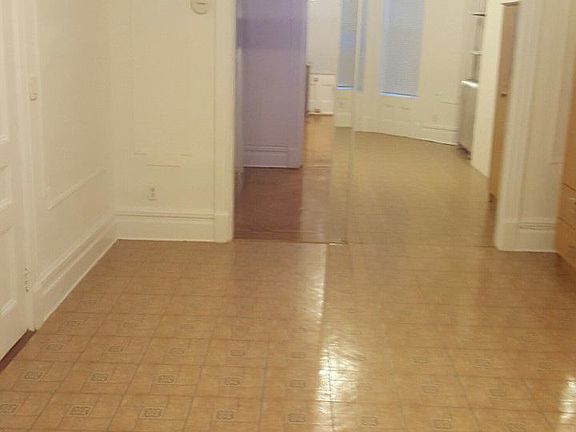 4th image of 4719 6th Ave #1