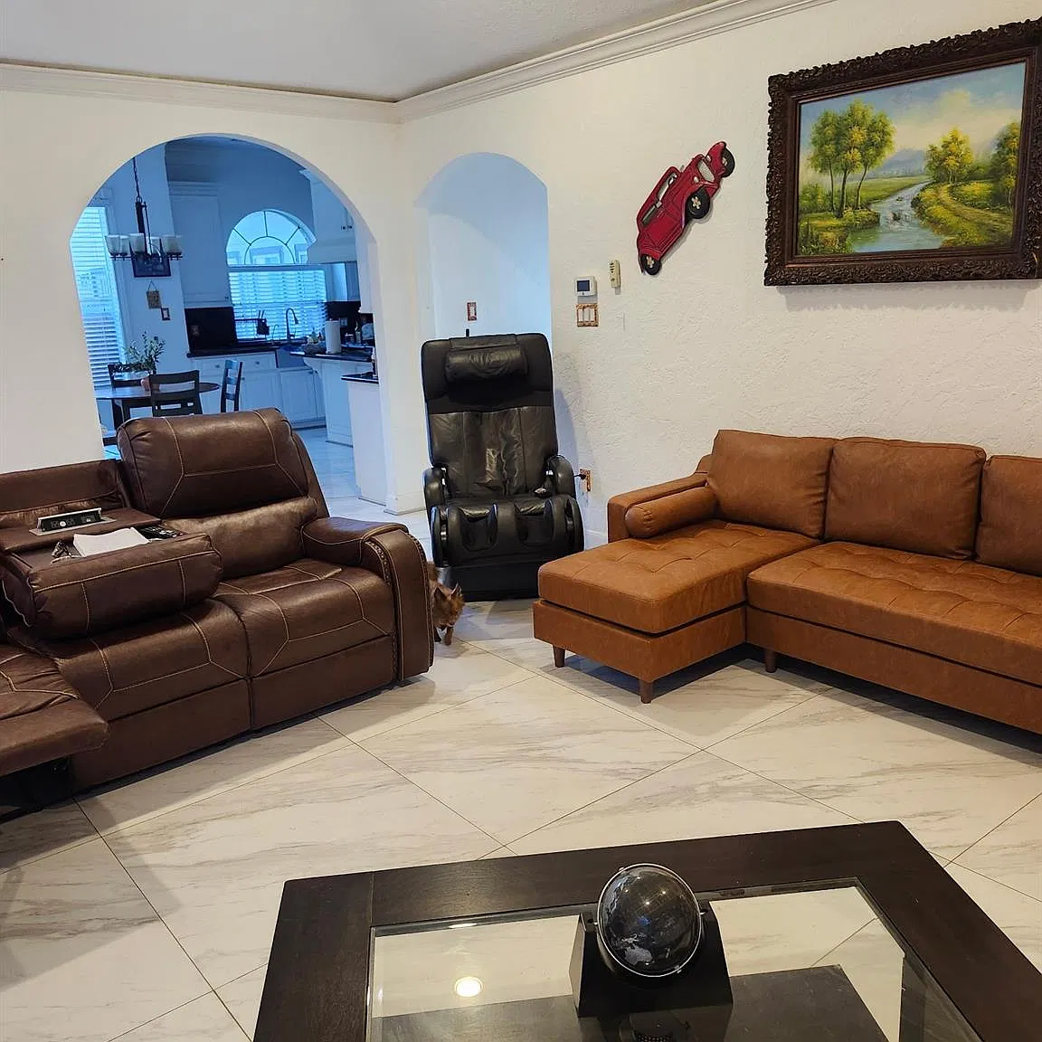 3 bed, 5.0 bath, 3200 sqft, $3,200 — Photo 4