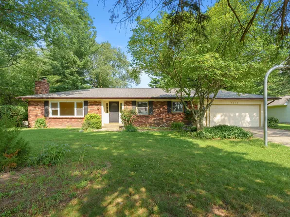 8218 N 37th St, Richland, MI 49083