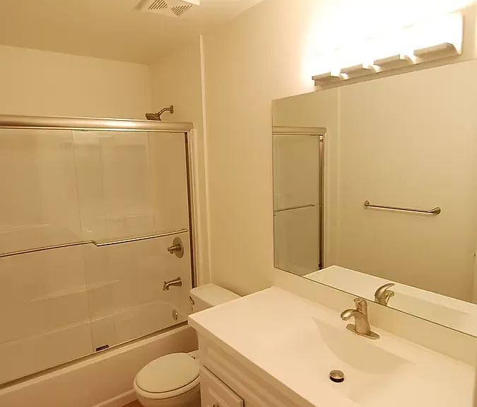 116 Brooks Ave #2 — Photo 5
