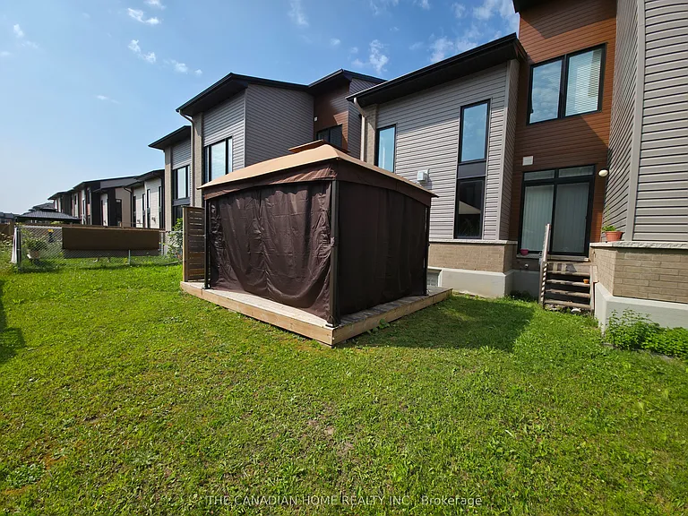 468 Trident Mews — Photo 13