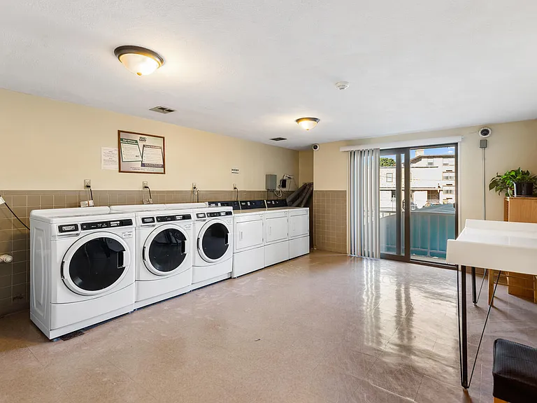 29 Harvard Ave #29 — Photo 20