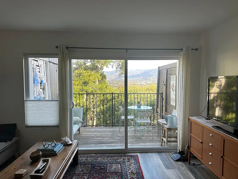988 Miramonte Dr #7 — Photo 4