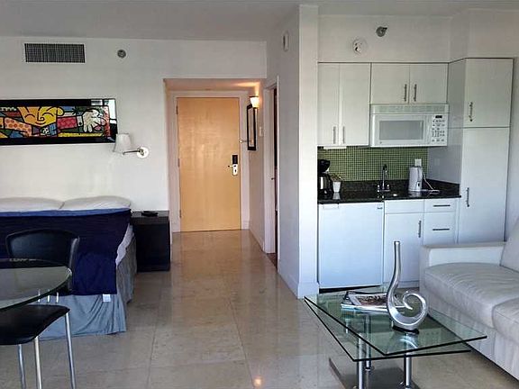 3rd image of 6060 Indian Creek Dr #606