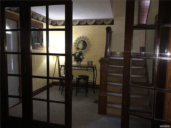 3rd image of 148 Durham Ave